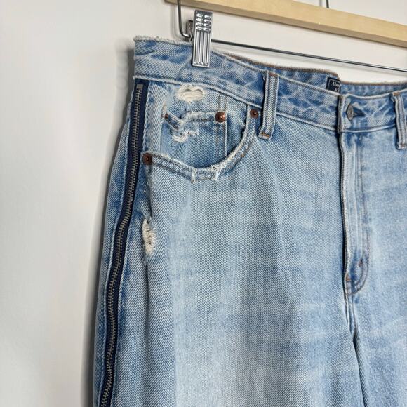 ABERCROMBIE | Annie High Rise Girlfriend Jeans Side Zippers | 14 - Picture 6 of 8